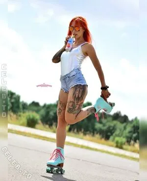 Laurachemie OnlyFans Leaked Free Thumbnail Picture - #vCMHX8NoV3