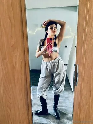 Lauradance OnlyFans Leaked Free Thumbnail Picture - #4jqA0kZO5R
