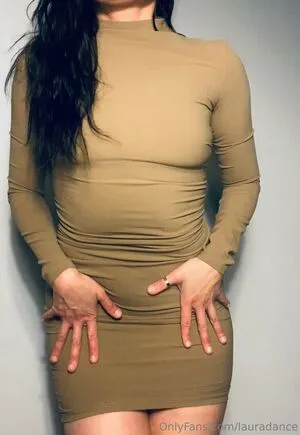 Lauradance OnlyFans Leaked Free Thumbnail Picture - #YUeeaiHOdm