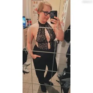 Lauradenise98 OnlyFans Leaked Free Thumbnail Picture - #9AdRB3qPuR