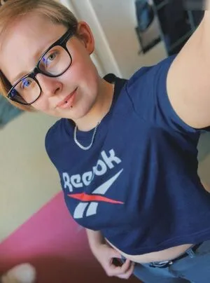 Lauradenise98 OnlyFans Leaked Free Thumbnail Picture - #VCoI83z3P0