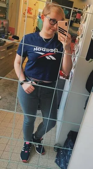 Lauradenise98 OnlyFans Leaked Free Thumbnail Picture - #W6QgRldGD0