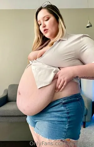 Laurafatty OnlyFans Leaked Free Thumbnail Picture - #qIhszcA0gv