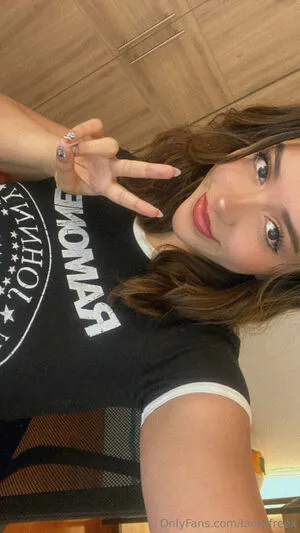 Laurafreex OnlyFans Leaked Free Thumbnail Picture - #02E5lsiL0z
