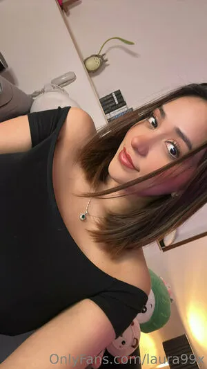 Laurafreex OnlyFans Leaked Free Thumbnail Picture - #c6p2s6cPbz