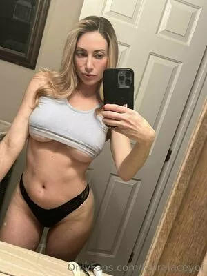 Lauralaceyof OnlyFans Leaked Free Thumbnail Picture - #FDBw3ur1Ps