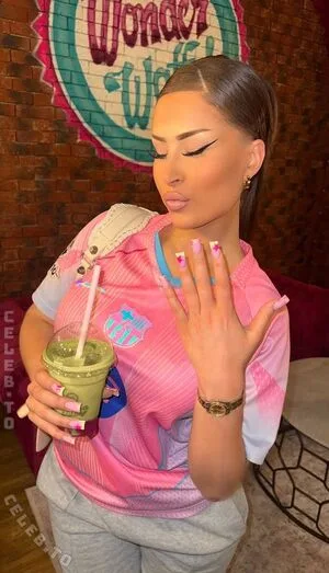 Lauralianajane OnlyFans Leaked Free Thumbnail Picture - #3F8Bmef8QY