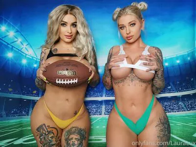 Lauralux OnlyFans Leaked Free Thumbnail Picture - #Q4COlWtAC7