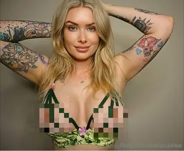 Lauraluxfree OnlyFans Leaked Free Thumbnail Picture - #K2ispnbJ91