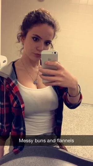 Lauramariexoxo OnlyFans Leaked Free Thumbnail Picture - #0cibUj1R9w