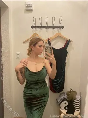 Lauramariexoxo OnlyFans Leaked Free Thumbnail Picture - #KwAFIIVxUX