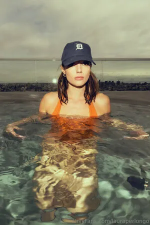 Lauraperlongo OnlyFans Leaked Free Thumbnail Picture - #YBsJRE1nD1