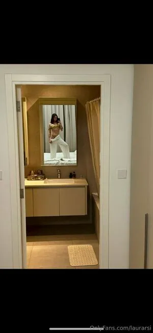 Laurarsi OnlyFans Leaked Free Thumbnail Picture - #i0NPVycKN9
