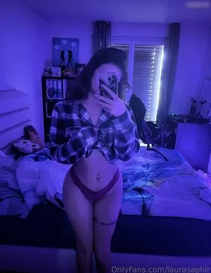 Laurasaphir OnlyFans Leaked Free Thumbnail Picture - #fom48aAEy9