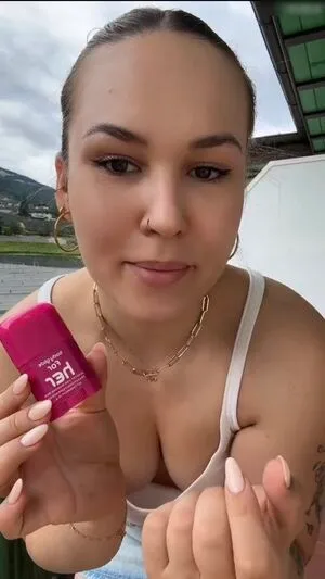 Laurassoberlife OnlyFans Leaked Free Thumbnail Picture - #wDvzNcIMER