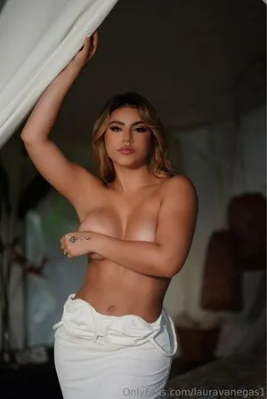 Lauravanegas1 OnlyFans Leaked Free Thumbnail Picture - #RLLpvBubll