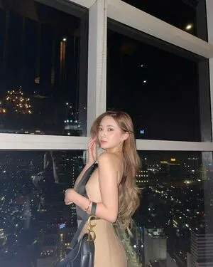 Lauraziphora OnlyFans Leaked Free Thumbnail Picture - #aIl3tRc7om