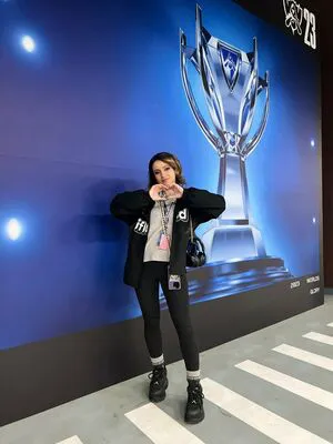 Laure Bv OnlyFans Leaked Free Thumbnail Picture - #RvqJofrKOC