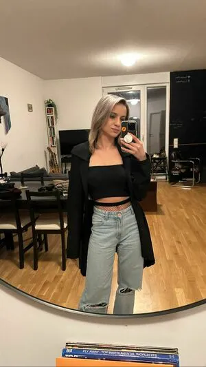 Laure Bv OnlyFans Leaked Free Thumbnail Picture - #xkgFUwTeVB