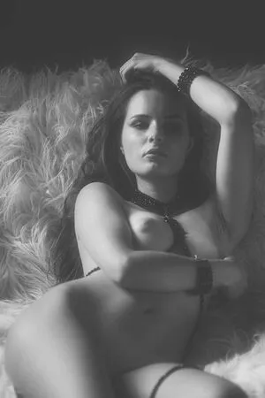 Laure Surlerivage OnlyFans Leaked Free Thumbnail Picture - #CLbfwCfsJN