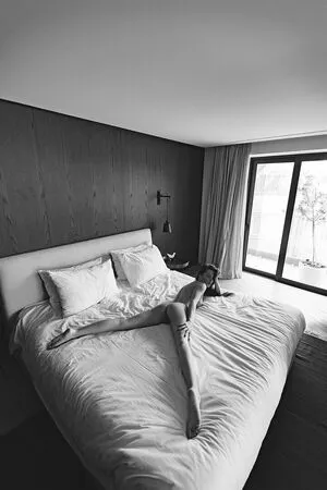 Laure Surlerivage OnlyFans Leaked Free Thumbnail Picture - #OQ5pMGBgMP