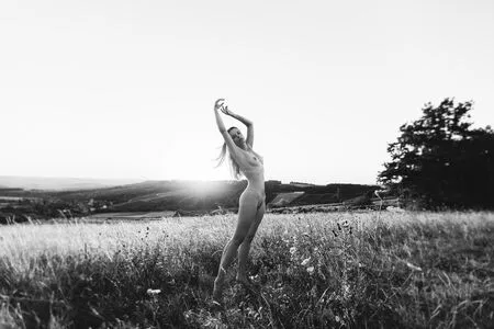 Laure Surlerivage OnlyFans Leaked Free Thumbnail Picture - #RTU84kZvdv
