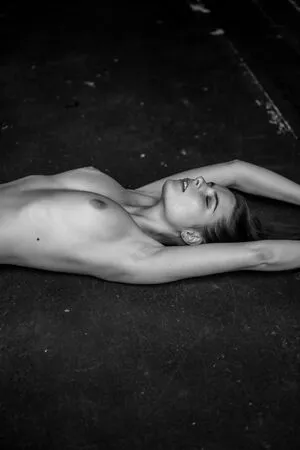 Laure Surlerivage OnlyFans Leaked Free Thumbnail Picture - #ivHAZfRCfj