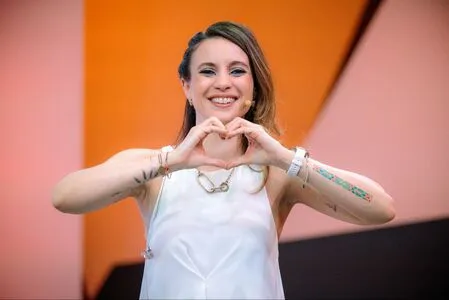 Laure Valee OnlyFans Leaked Free Thumbnail Picture - #0qO3ot5Q7W