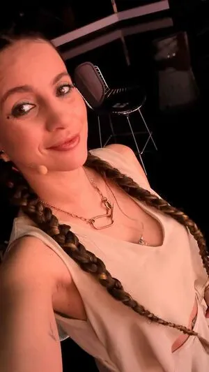 Laure Valee OnlyFans Leaked Free Thumbnail Picture - #BLa0HgIL6A