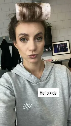 Laure Valee OnlyFans Leaked Free Thumbnail Picture - #ElUFCfySFw