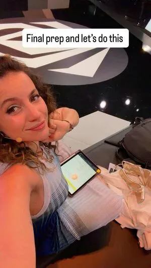 Laure Valee OnlyFans Leaked Free Thumbnail Picture - #IZe4oPKyw6