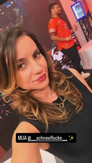 Laure Valee OnlyFans Leaked Free Thumbnail Picture - #SQ1EX7JR0n