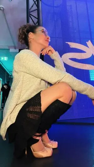 Laure Valee OnlyFans Leaked Free Thumbnail Picture - #WLq1JqEEK8