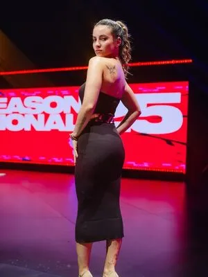 Laure Valee OnlyFans Leaked Free Thumbnail Picture - #duEg20Hr1j