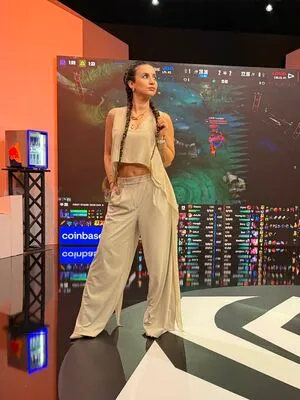Laure Valee OnlyFans Leaked Free Thumbnail Picture - #dwRqxzGGhg