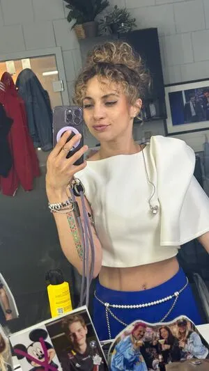 Laure Valee OnlyFans Leaked Free Thumbnail Picture - #p5XEOExfnD