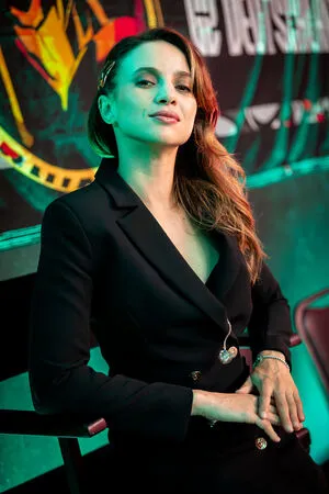 Laure Valee OnlyFans Leaked Free Thumbnail Picture - #pC9XaHhCoP