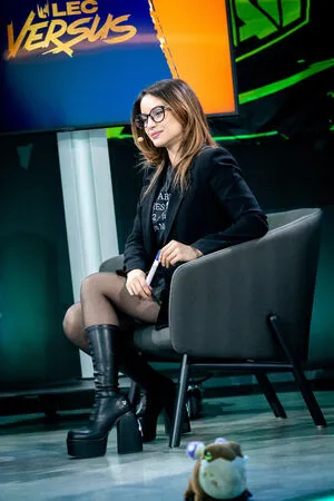 Laure Valee OnlyFans Leaked Free Thumbnail Picture - #rfQNvIRERU