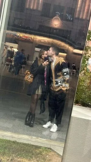 Laure Valee OnlyFans Leaked Free Thumbnail Picture - #tVeOzrmUxF