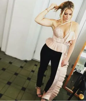 Lauren Alaina OnlyFans Leaked Free Thumbnail Picture - #ZssCXKSmNN