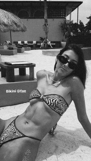 Lauren Bullen OnlyFans Leaked Free Thumbnail Picture - #kfufi7h535