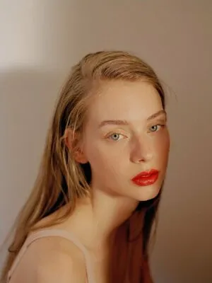 Lauren De Graaf OnlyFans Leaked Free Thumbnail Picture - #CLSSFMi2Bf