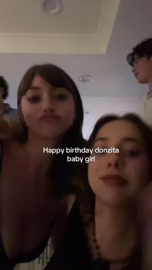 Lauren Donzis OnlyFans Leaked Free Thumbnail Picture - #QqysiymkwH