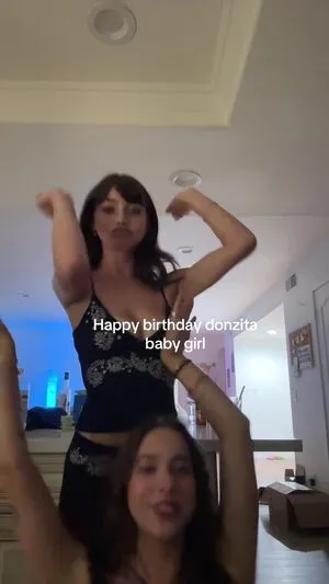 Lauren Donzis OnlyFans Leaked Free Thumbnail Picture - #np9u8vZmjb