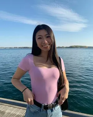 Lauren Hung OnlyFans Leaked Free Thumbnail Picture - #nfutkg2los
