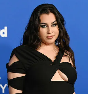 Lauren Jauregui OnlyFans Leaked Free Thumbnail Picture - #EoyaxSnh48