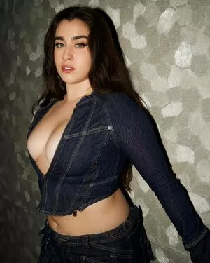 Lauren Jauregui OnlyFans Leaked Free Thumbnail Picture - #hobwLz1hr3