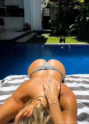 Lauren Laratta OnlyFans Leaked Free Thumbnail Picture - #6OPeln4AzP