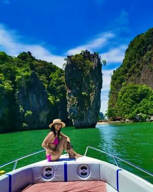 Lauren Mary Kim OnlyFans Leaked Free Thumbnail Picture - #I6V1LPZFUm