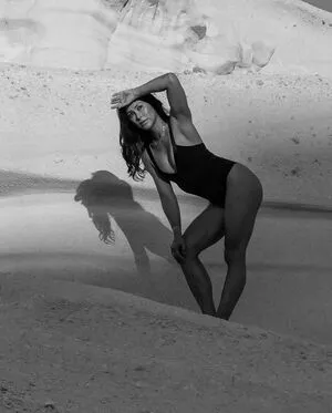 Lauren Mary Kim OnlyFans Leaked Free Thumbnail Picture - #VTt8U1UUhd